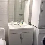 6 Person In Austrheim Fonnes