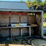 6 Person In Austrheim Casa vacanze