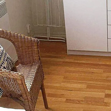 6 Person In Austrheim Дом отдыха