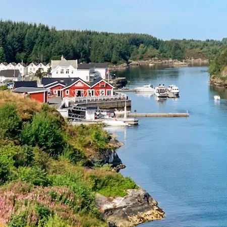 Дом отдыха 6 Person In Austrheim